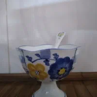 بستنی خوری