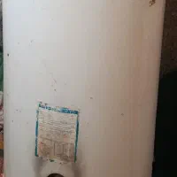 ی عدد ابگرم مخزنی.یک سال کار کرده.فقط ی درجه میخاد|آبگرمکن، پکیج، شوفاژ|فولادشهر, زاینده رود|دیوار