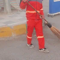 کارگر برای جاروف کردن در تهران