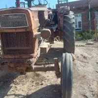 یک دستگاه تراکتور رومانی مدل۶۵