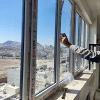 توری پلیسه پنجره دوجداره
