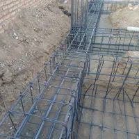 اجرای اسکلت و استخر و آرماتور بندی وقالب بندی