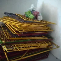 قفسه مشبک فلزی|کتابخانه، شلف، قفسه‌های دیواری|اهواز, زیتون کارگری|دیوار