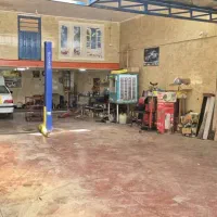 مغازه بزرگ وتمیز باهمه امکانات بلوار مطهری