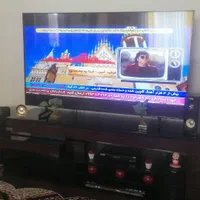 میز زیر تلویزیونی در حد نو|میز تلویزیون|شیراز, مسلم|دیوار
