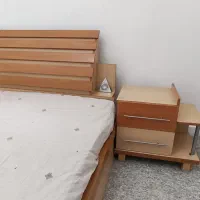 تخت خواب دو نفره به همراه دراور و پاتختی