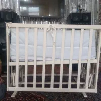 تخت گهواره کنارمادر|تخت و صندلی بچه|ارومیه, |دیوار