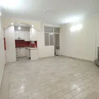 ۵۸مترپارکینگ+طبقه اول+تکواحدانباری تخلیه خ داورزنی