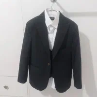 کت و شلوار و کفش بچه گانه