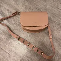 کیف دیویدجونز فرانسه