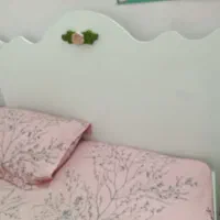 تخت دخترانه
