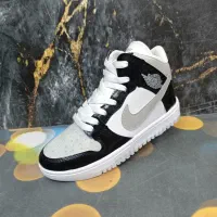 اسباب بازی//جردن وان|اسباب‌‌بازی|قم, زنبیل آباد|دیوار