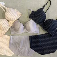 لباس زیر تک وعمده|لباس|دلوار, |دیوار