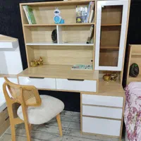 میز تحریر یوناک