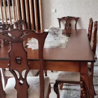 نهارخوری هشت نفره مناسب برای ویلا شیک و خوشرنگ