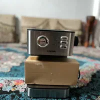 دو عدد دستگاه قهوه ساز خونگی ۱۵ بار و ۲۰ بار