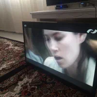 تلویزیون ۳۲ سامسونگ|تلویزیون و پروژکتور|مشکیندشت, |دیوار