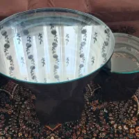 مبل به همراه میز عسلی