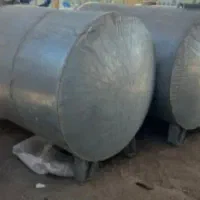 منبع آب فلزی