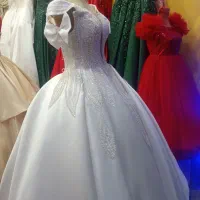 مزون عروس ماه بانوگل