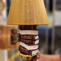 آباژور دکوراتیو طرح کتاب|چراغ خواب و آباژور|قم, بنیاد|دیوار