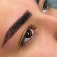 مدل برای میکاپ و فیبروز