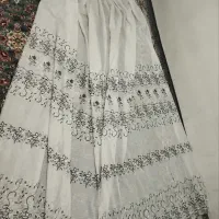 پرده سالم و نو فقط کش احتیاج به تعمیر داره|پرده، رانر، رومیزی|همدان, |دیوار