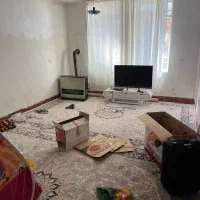 خانه اجاره ای روی خیابان اصلی