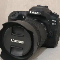 دوربین کنون 80D با لنز ۱۸.۱۳۵ در حد نو
