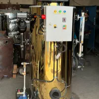 دیگ بخار عمودی (ایستاده) در تمام ظرفیت|ماشین‌آلات صنعتی|پاکدشت, خاتون آباد|دیوار