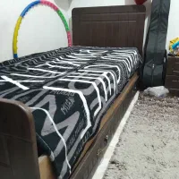 تخت و میز تحریر با جنس عالی