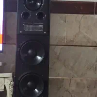 باند ایستاده سالم و صحیح