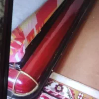 یک عدد تخت یک نفره شیک زیبا