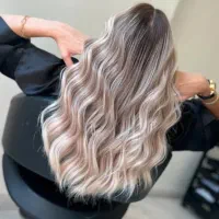 اموزش و استخدام  رنگ و لایت تخصصی تضنینی