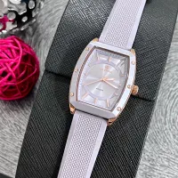 نیویفورس اصلی زنانه