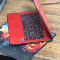 لپ تاپ مخصول دانش اموز و کارهای عادی (صفحه لمسی)