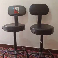 دو صندلی کانتری پایه ثابت + ۱ صندلی پایه چرخدار