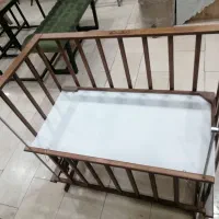 گهواره کنار مادر|تخت و صندلی بچه|یزد, |دیوار