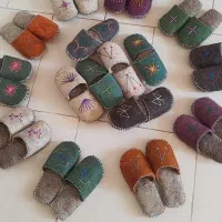 پاپوش های نمدی فروش به صورت تک و عمده|کیف، کفش، کمربند|صدرا-فارس, فاز ۱|دیوار