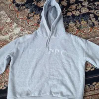 هودی رنگ طوسی|لباس|شاهین‌شهر, فدک|دیوار