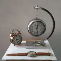 ساعت رومیزی و مچی