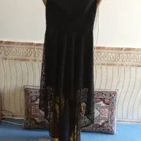 یک عدد لباس مجلسی جلو کوتاه پشت بلند