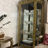 ویترین برنز
