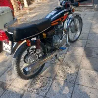 125