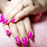 پکیج ویژه برای کاشت ناخن و ترمیم با بهترین متریال|خدمات آرایشگری و زیبایی|شاهین‌شهر, فدک|دیوار