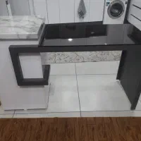 میزنهارخوری یاهمان جزیره