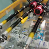 لنسر چوب چرخ ماهیگیری تایتانیک قیمت مناسب|ماهیگیری|بابلسر, |دیوار