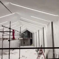 مغازه با متراژ هم کف ۱۸۰ متر و بالکن ۲۰