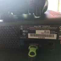 XBOX 360 دو دسته در حد نو|کنسول، بازی ویدئویی و آنلاین|رشت, سعدی (تختی)|دیوار