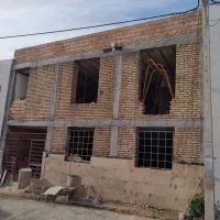 کارگر کاشی کاری میخام